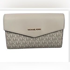 Small Gently Used Michael Kors Crossbody Bag